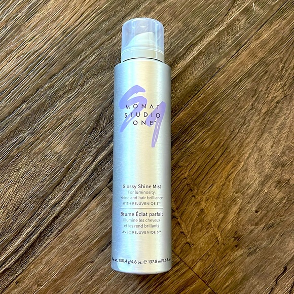 Monat Glossy Shine Mist - Picture 1 of 2